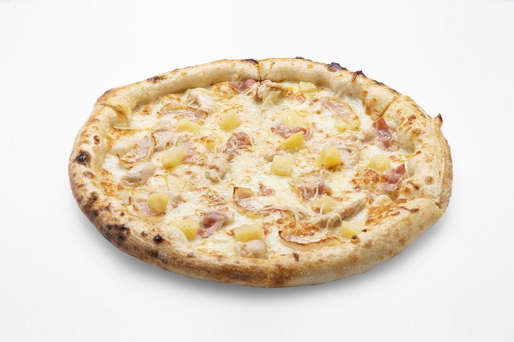 Пицца с ананасами